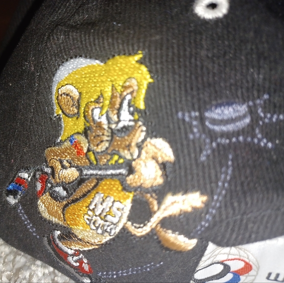 Vintage Team Canada 2004 IIHF World Championship Czech Republic Strapback Hat - Picture 2 of 4